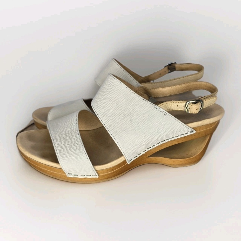 Dansko Women's 41 US 10 Tamia Textured Nubuck Ivory Cut Out Wedge Sandal Strappy